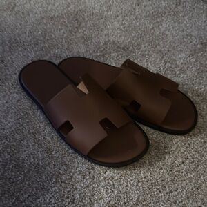 Hermes Brown Leather Sandals Minimalist Design